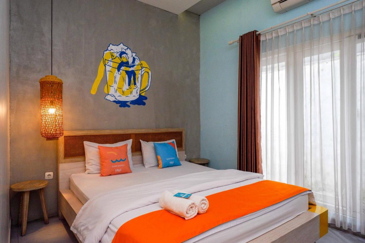 Sans Hotel Absari Yogyakarta Jarakan Exteriör bild